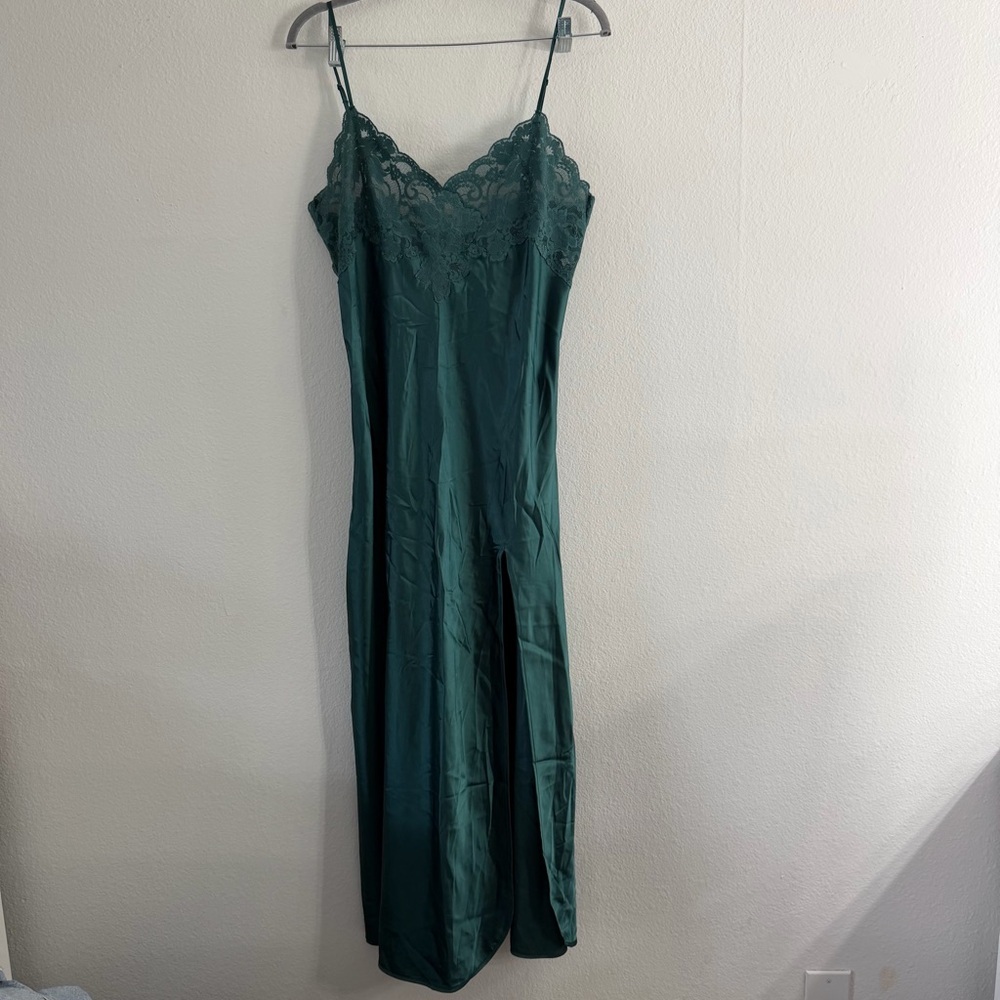 Vintage Victorias Secret Green Lace Slip Lingerie Chemise Nightgown Size Large